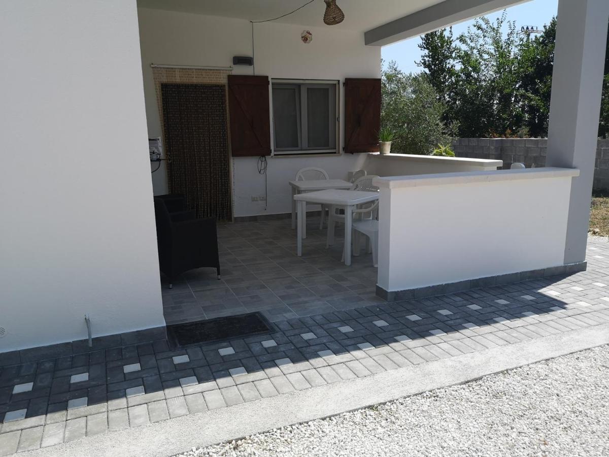 B&B Angolo Magico ปาราบิตา ภายนอก รูปภาพ