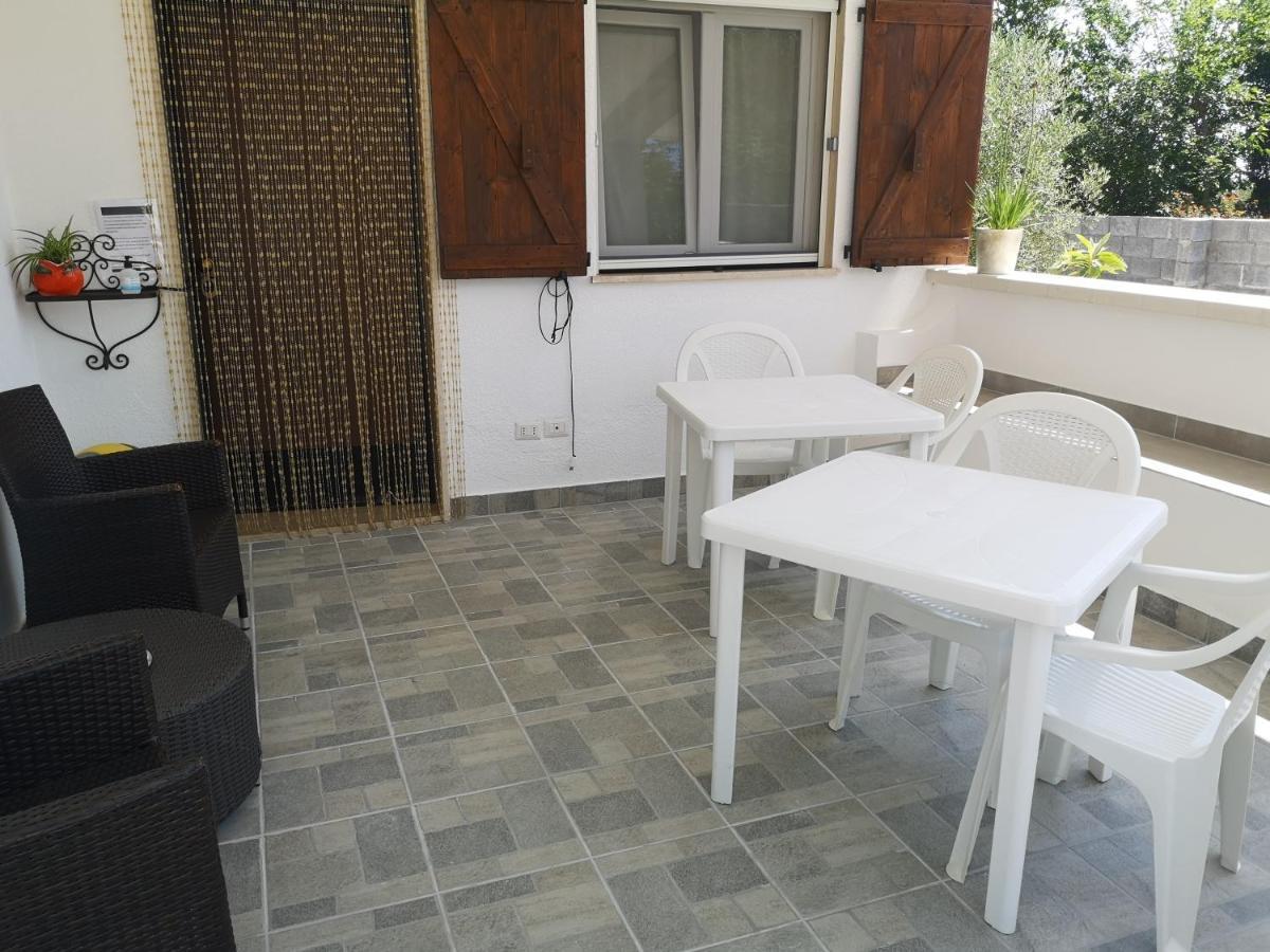 B&B Angolo Magico ปาราบิตา ภายนอก รูปภาพ