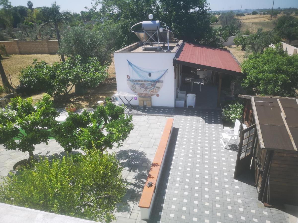 B&B Angolo Magico ปาราบิตา ภายนอก รูปภาพ